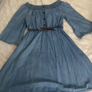 Justice Size 14/16 Dress.  Perfect for fall !!